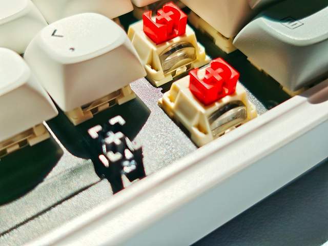 K加持:SKN青龙87机械键盘开元棋牌app国风设计+双8(图2) K加持:SKN青龙87机械键盘开元棋牌app国风设计+双8(图2)