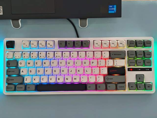 K加持:SKN青龙87机械键盘开元棋牌app国风设计+双8(图10) K加持:SKN青龙87机械键盘开元棋牌app国风设计+双8(图10)